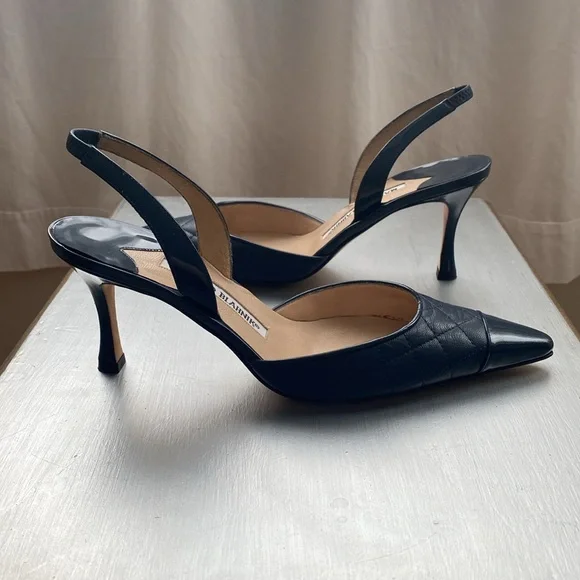 NWOT Manolo Blahnik Carolyn Navy Blue Leather Slingback Kitten Heel Size 6.5 - Picture 2 of 5